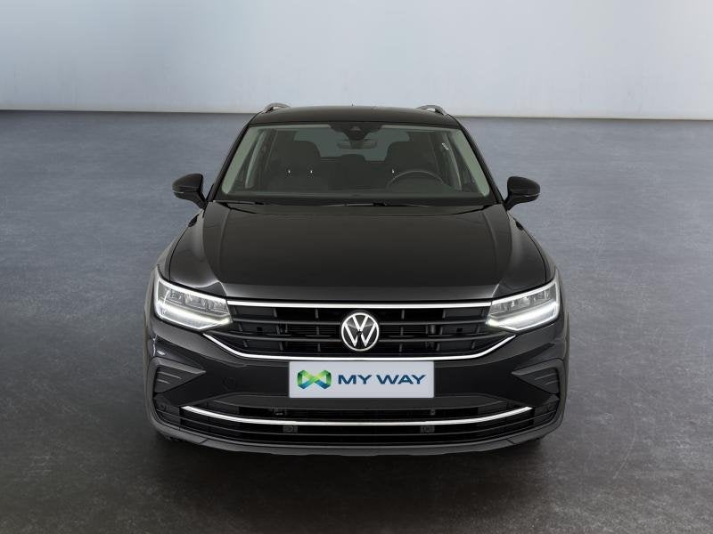 Volkswagen Tiguan Active*Boite auto*GPS*Caméra*Carplay*Hayo, Automaat, Parkeersensor, 1498 cc, Zwart