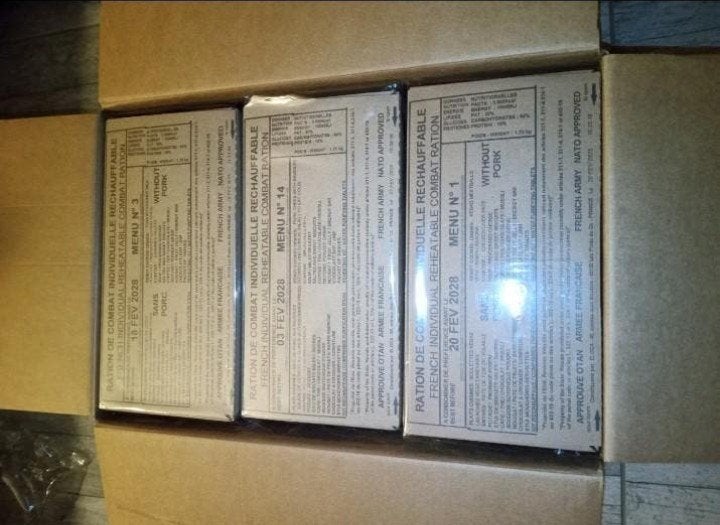 caisses de 12 Rations RICR, Collections, Enlèvement