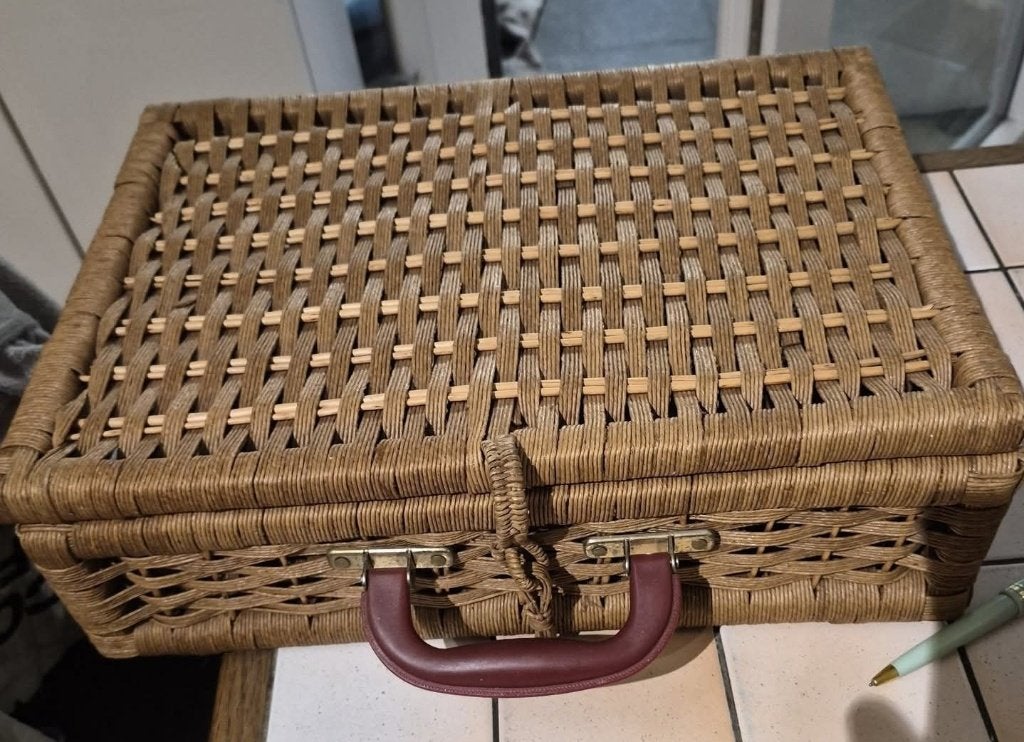 Valise en osier de pick nique, Enlèvement ou Envoi, Utilisé