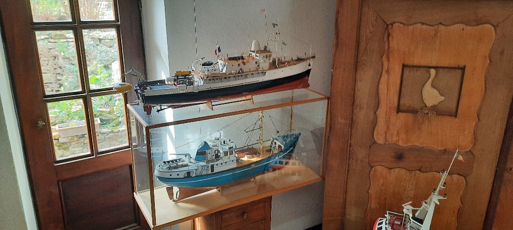 lots de deux maquette ( la calypso et le nordkap, Enlèvement, Comme neuf