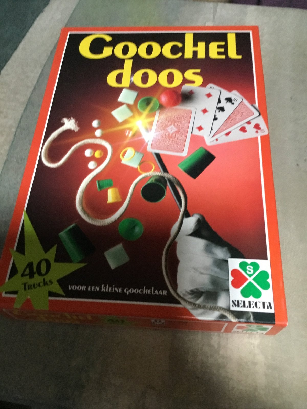 Goocheldoos met 40 trucks, Ophalen, Zo goed als nieuw