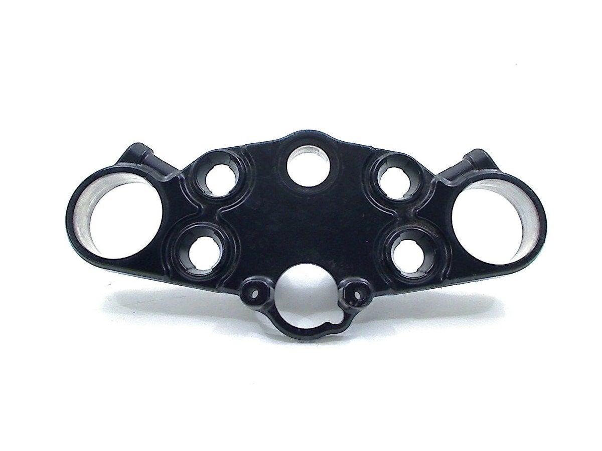 TOP YOKE TROIS POINTS Suzuki (5621110L00), Dhr. S. di Majo, Utilisé, Info@cama-motorparts.nl, P.J. Troelstraweg 8 8
3144 CX  MAASSLUIS, NL