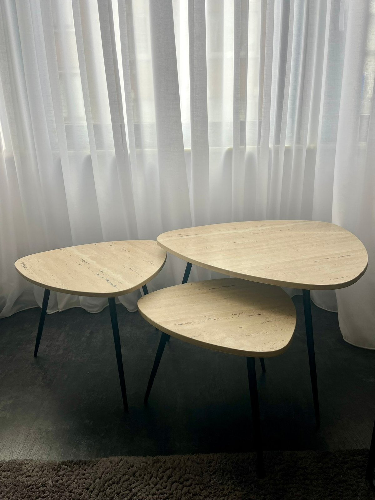 Set de trois tables en marbre, Enlèvement, Comme neuf