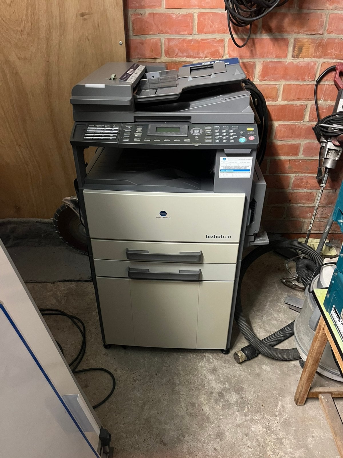 Konica minolta birhub 211, Computers en Software, Ophalen, Zwart-en-wit printen, Gebruikt, All-in-one