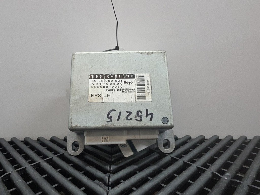 ORDINATEUR DIRECTION ASSISTEE Toyota Aygo (B10), Kundenbetreuung@toyota.de, Toyota, Utilisé, Toyota-Allee 2
50858  Köln, DE