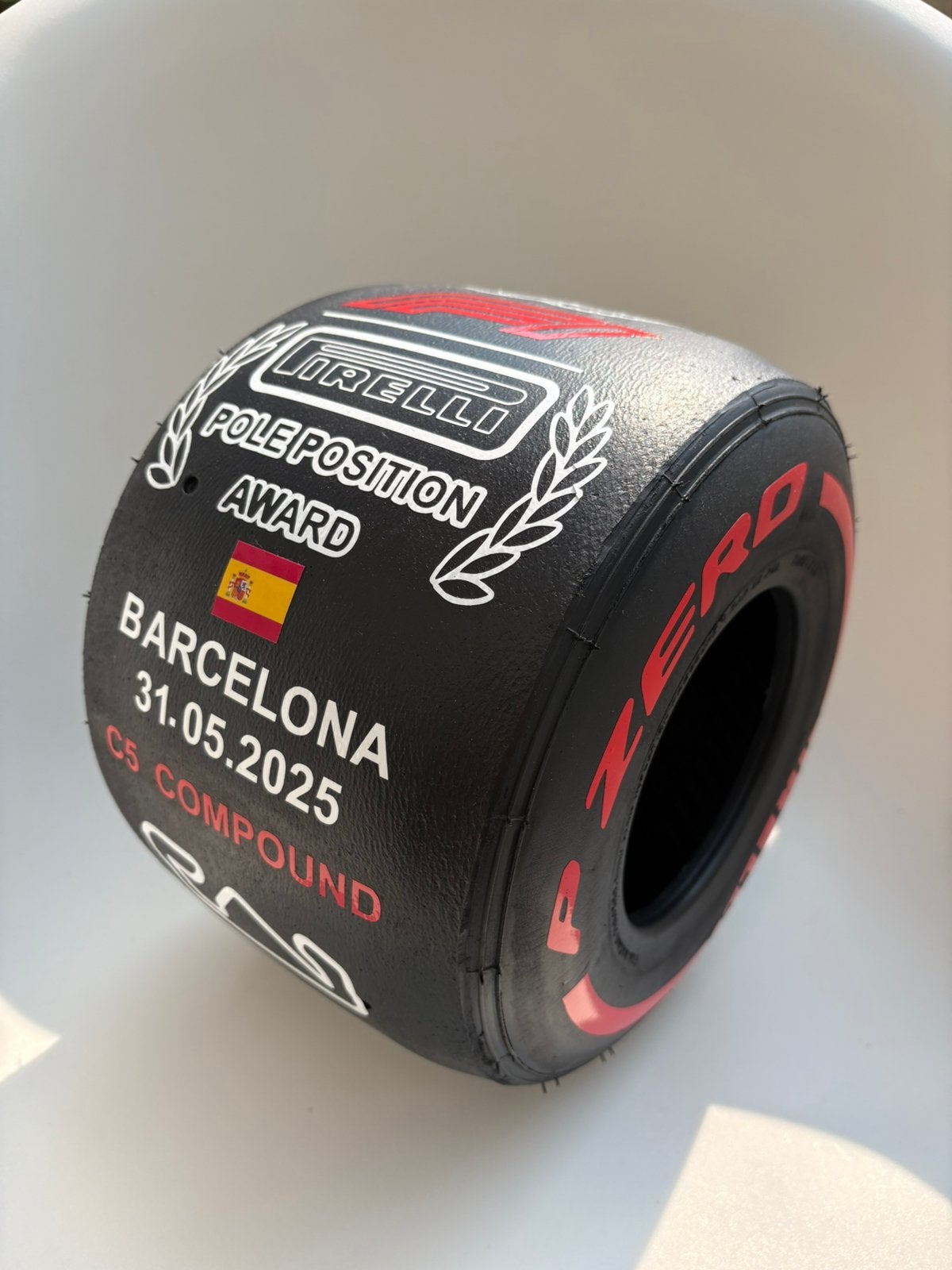 Pole position award Barcelona 2025 replica, Verzamelen, Ophalen of Verzenden, Zo goed als nieuw, Formule 1