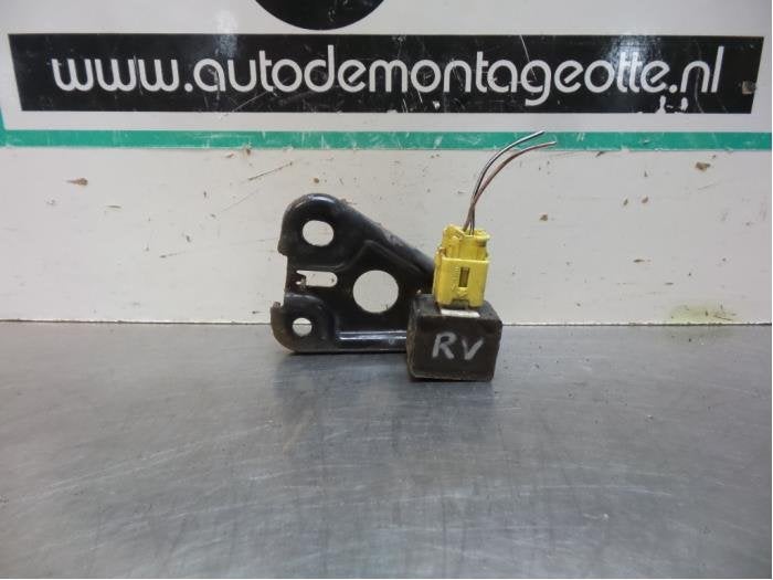 Détecteur airbag d'un Toyota Yaris (Yaris 1 00-), -, 3 mois de garantie, Toyota, Utilisé