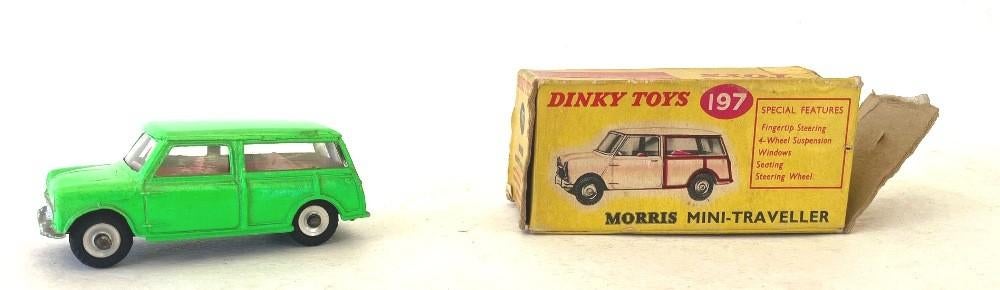 Dinky Toys Mini Traveller fluo groen  # 197., Ophalen of Verzenden, Gebruikt, Auto, Dinky Toys