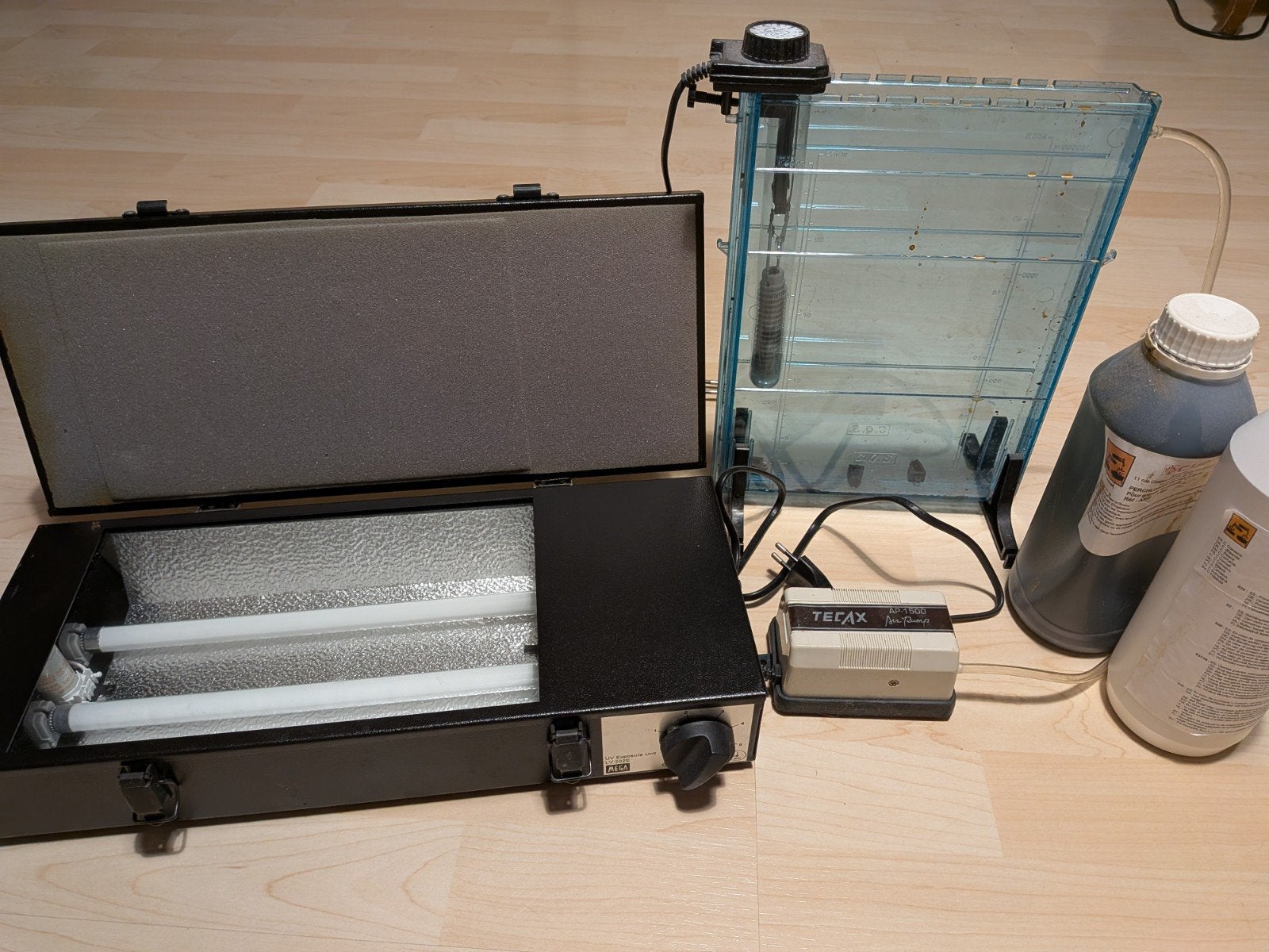 Kit fabrication PCB – Insoleuse UV + Graveuse, Enlèvement