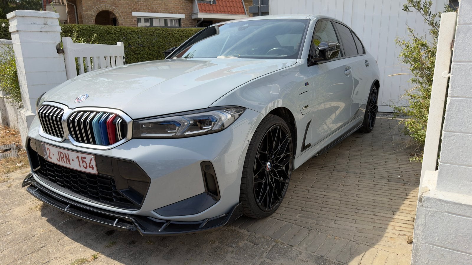 BMW 330e LCI, Auto's, BMW, Automaat, 31 g/km, Vierwielaandrijving, Dealer onderhouden