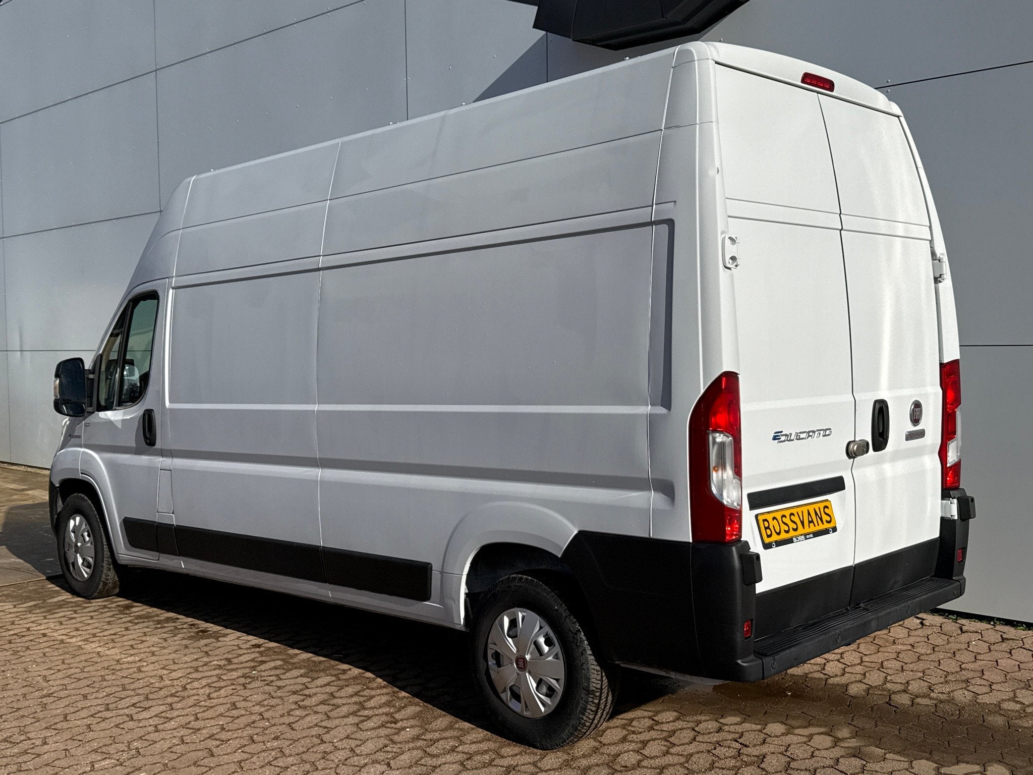 Fiat E-Ducato 79kWh 122PK Elektrisch! L3H3 BEV Snelladen LED, Auto's, Gebruikt, 5 deurs, 90 kW, Automaat