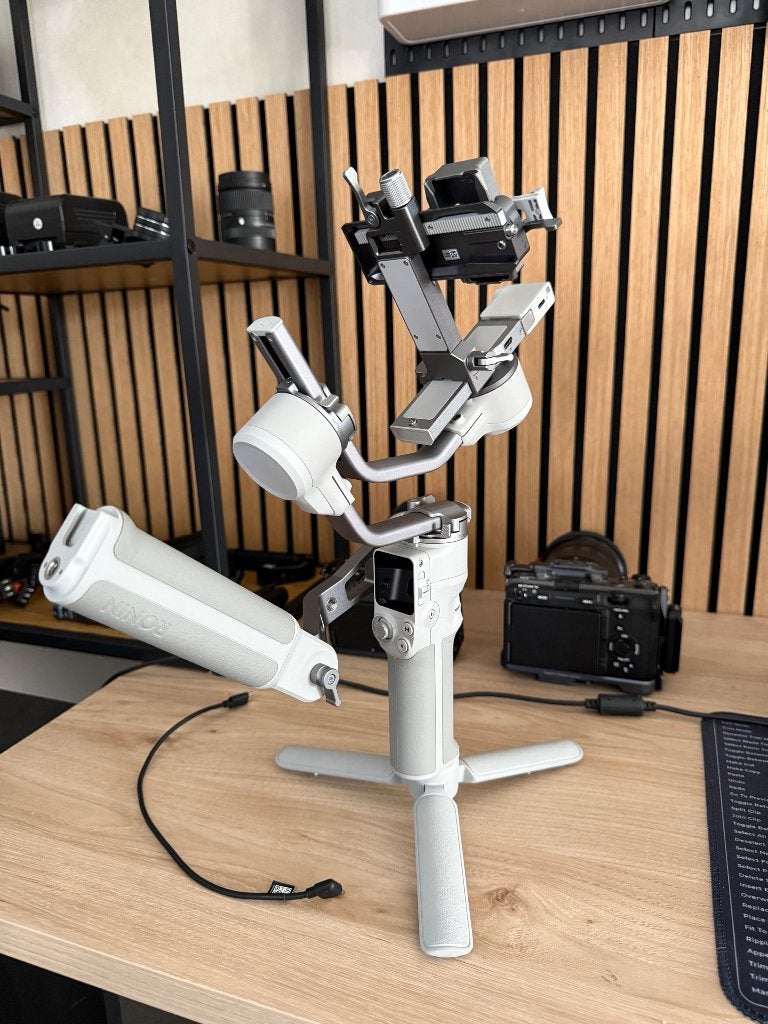 DJI RS4 mini met trackingmodule, TV, Hi-fi & Vidéo, DJI, Comme neuf, Enlèvement, 125 cm ou moins