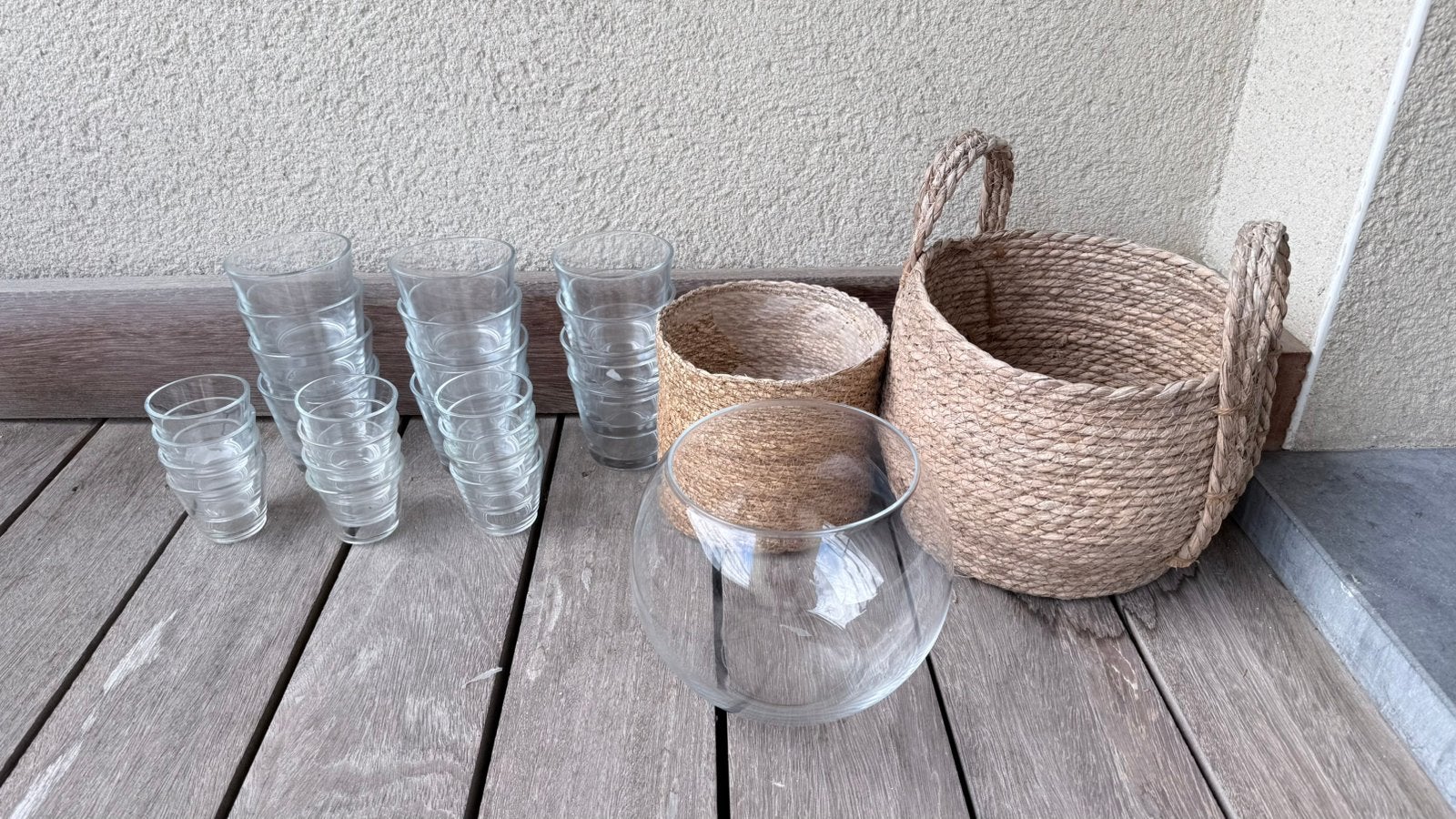 Assortiment theelichtjes,-vaasjes, rotan manden., Ophalen, Zo goed als nieuw