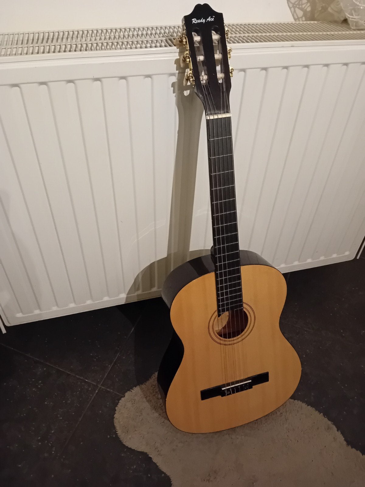 Gitaar ready ace, Ophalen