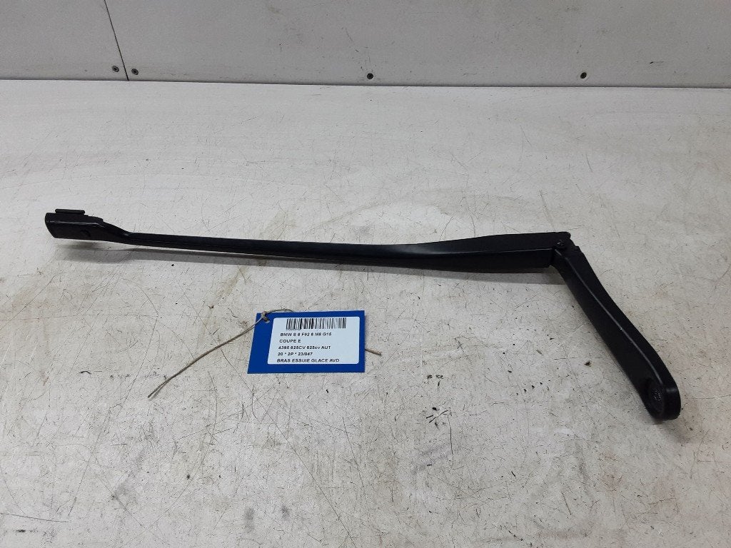 BRAS ESSUIE-GLACE AVANT DROIT BMW 8 serie (G15) (01-2018/-), Mevr. I. Hauben, Utilisé, BMW, Rue de l'Espoir 34 34
4030  GRIVEGNÉE, BE