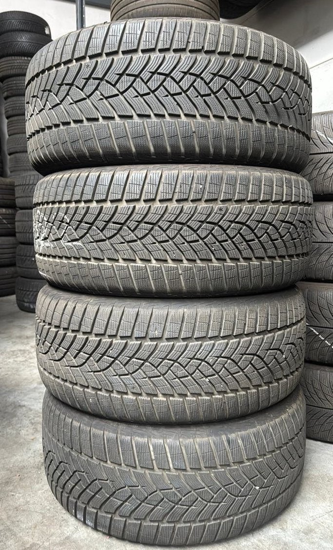 2554519 255/45/19 255/45R19 winterbandrn demo merk Goodyear, Ophalen