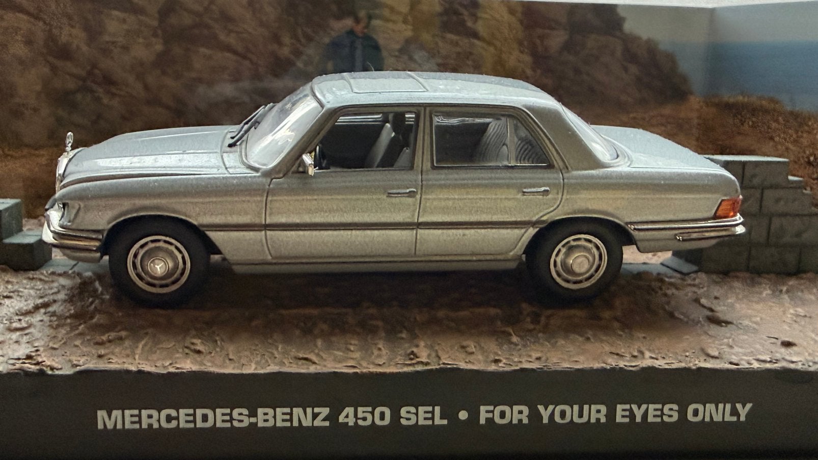 Mercedes Benz 450 SEL - James Bond 120, Enlèvement ou Envoi, Comme neuf, Voiture, Universal Hobbies