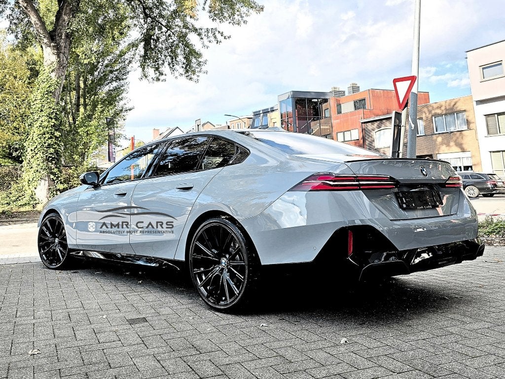 520IAS Essence G60 M-Aerodynamic Sport, Autos, Cuir, Argent ou Gris, Entreprise, Garantie prolongée