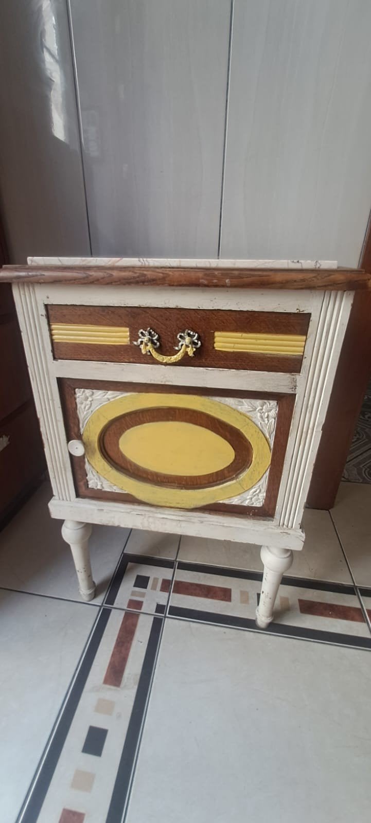 Meuble d'appoint/ table de chevet, Enlèvement, Bois