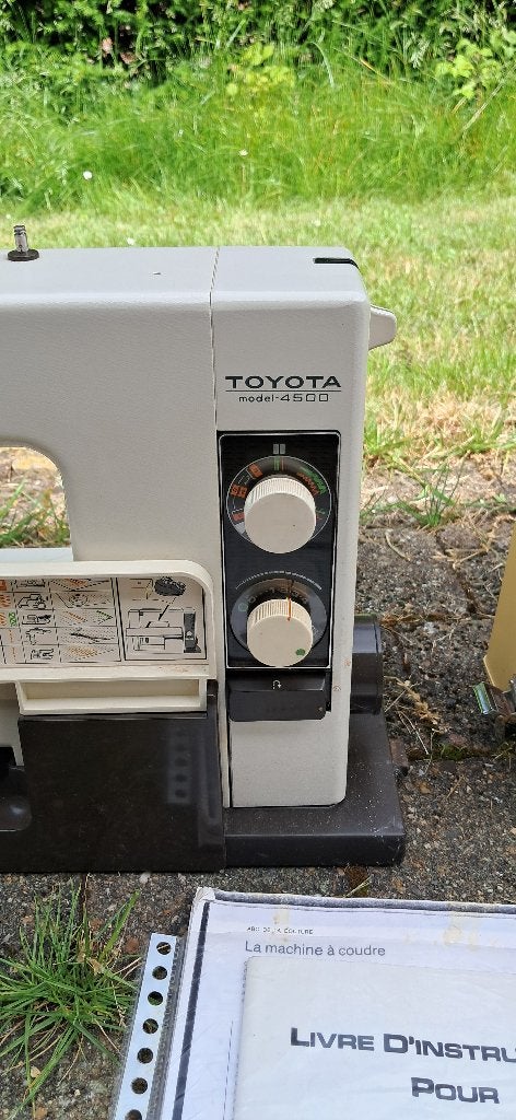 Machine à coudre - vintage/Toyota, Enlèvement, Utilisé, Machine à coudre, Autres marques