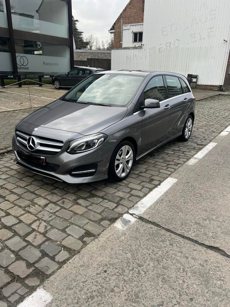 Mercedes benz b180 automatic, Auto's, Automaat, Euro 6, Leder en Stof, Diesel