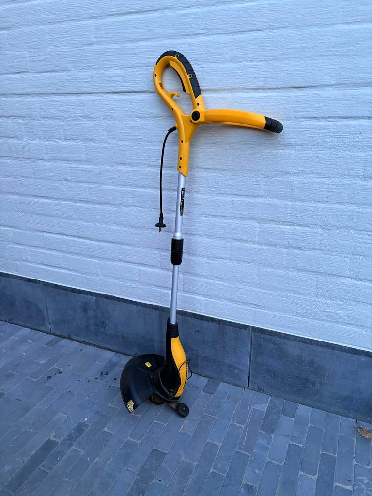 Grastrimmer Powerplus 230 V 2x gebruikt, Ophalen, Zo goed als nieuw, 10 tot 30 cm, Elektrisch