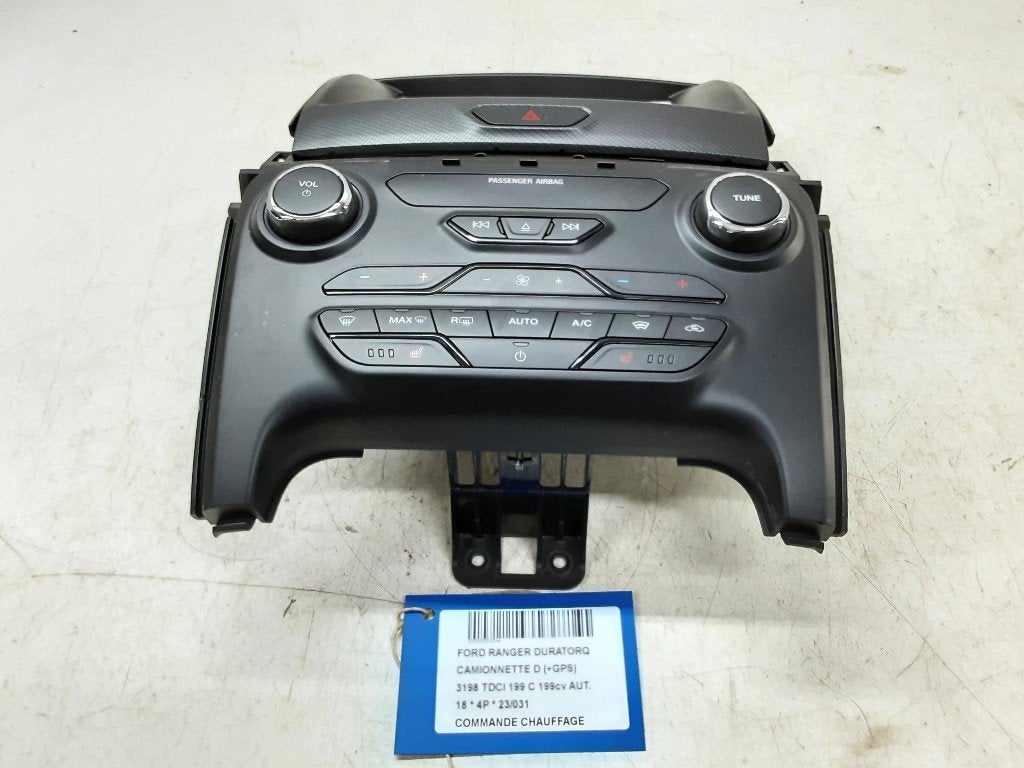 PANNEAU DE COMMANDE CHAUFFAGE CLIMATISATION Ford Ranger, Henry-Ford-Straße  1
50735  Köln, DE, Ford-Werke GmbH, Kunden@ford.com