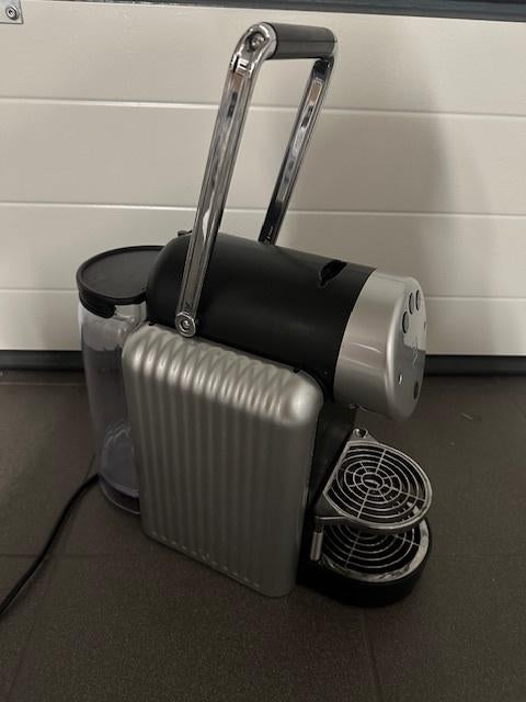 Nespresso Professioneel Zenius koffietoestel, Dosettes et capsules de café, Comme neuf, 4 à 10 tasses, Enlèvement