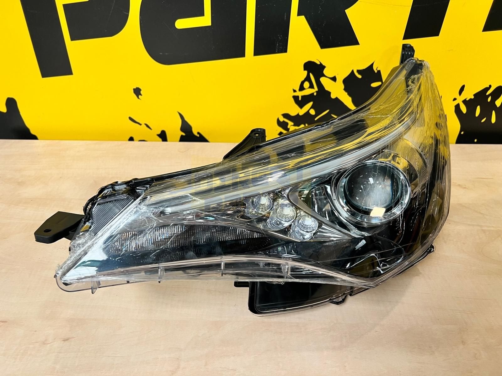 Toyota Avensis (04/15-) Koplamp Links HIR2 LED MQ+ 81130-053, Neuf, -, Toyota, -