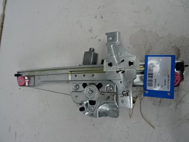 RAAMMECHANIEK LINKS VOOR Peugeot 2008 (CU) (9816402180), Kontakt-peugeot@peugeot.com, Gebruikt, Peugeot Deutschland GmbH, Bahnhofsplatz
65423  Rüsselsheim, DE