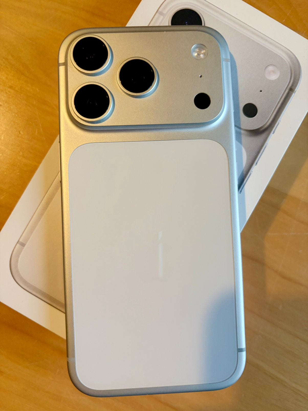 Iphone 17 pro - argenté - 256 Go, Télécoms, 256 GB, 99 %, Comme neuf, Enlèvement