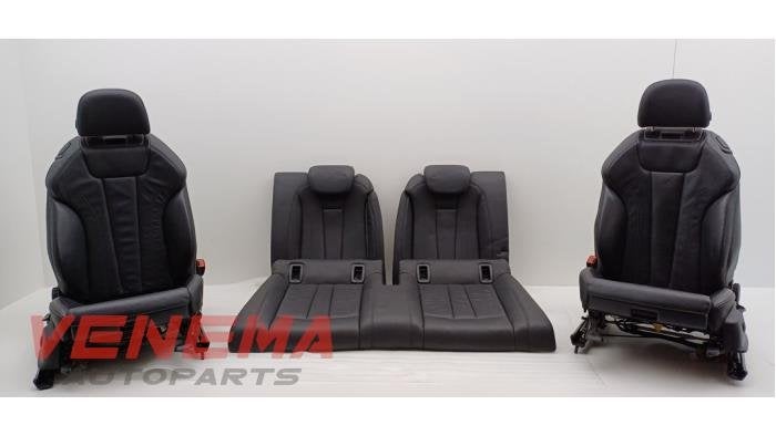 Kit revêtement (complet) d'un Audi A5, -, 3 mois de garantie, Audi, Utilisé