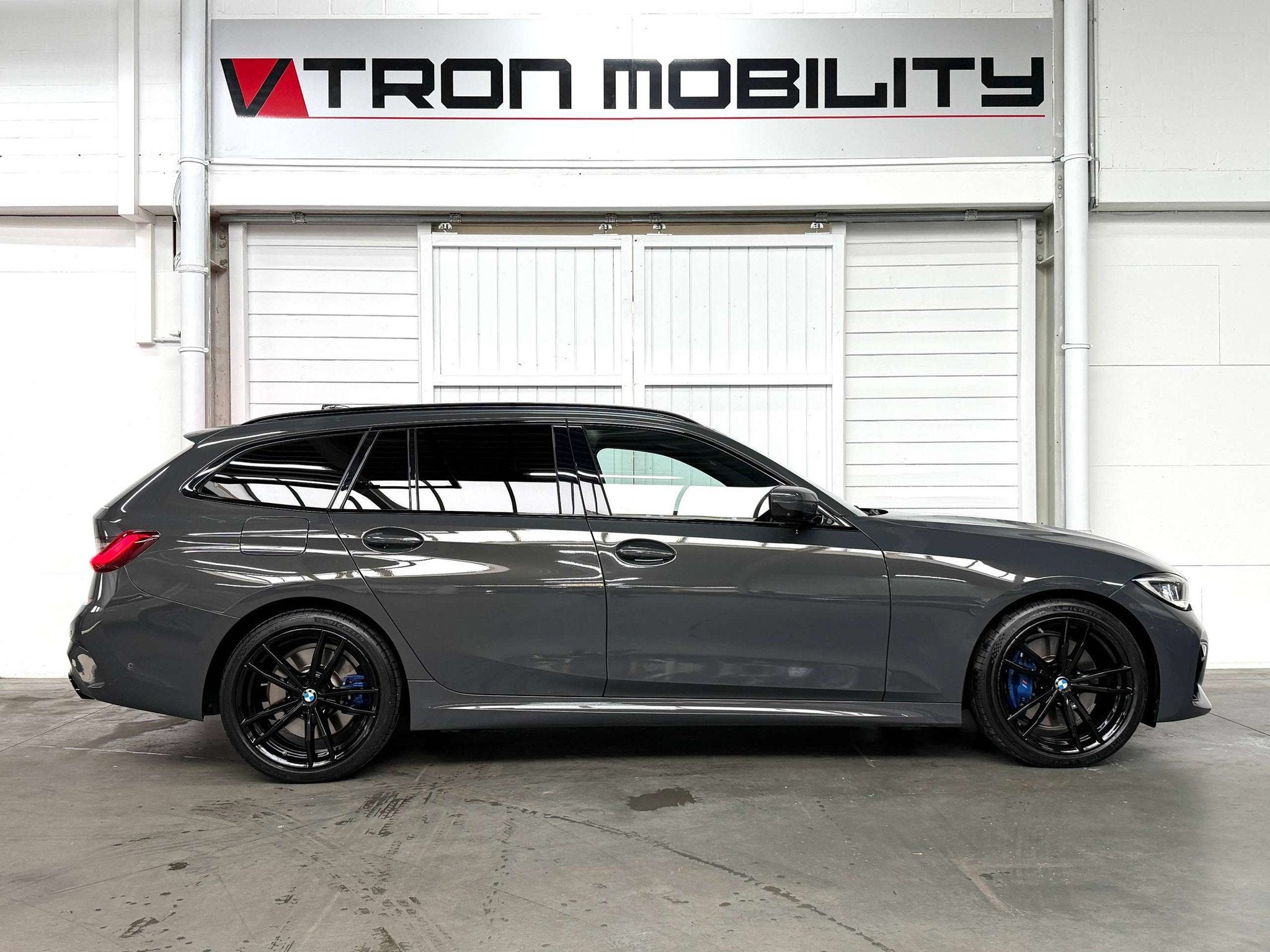 BMW 3 Serie 340 Touring M340d xDrive LICHTE VRACHT*M-SEATS*A, Auto's, Gebruikt, Euro 6, 340 pk, Leder