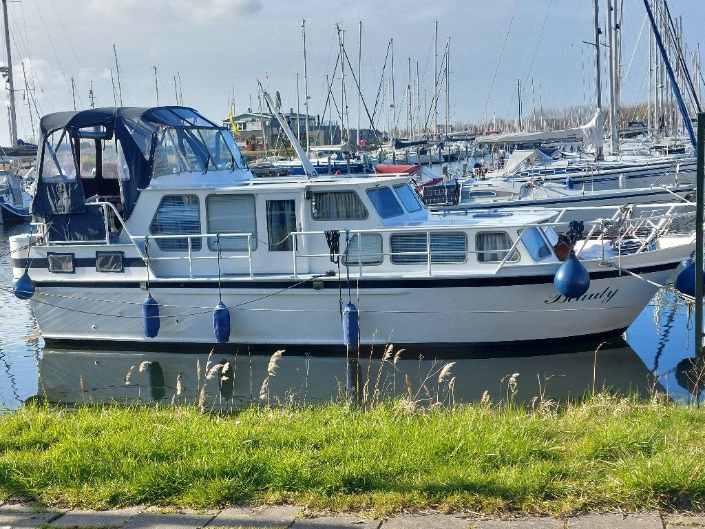 Motorboot Success 10.5 AK, Gebruikt, Walstroom, Diesel, 1 cm
