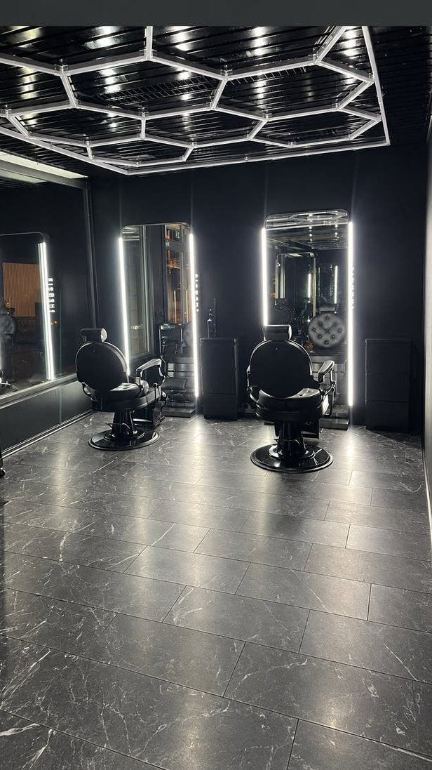 Professionele LED kappersspiegels & kappersstoelen te koop, Ophalen