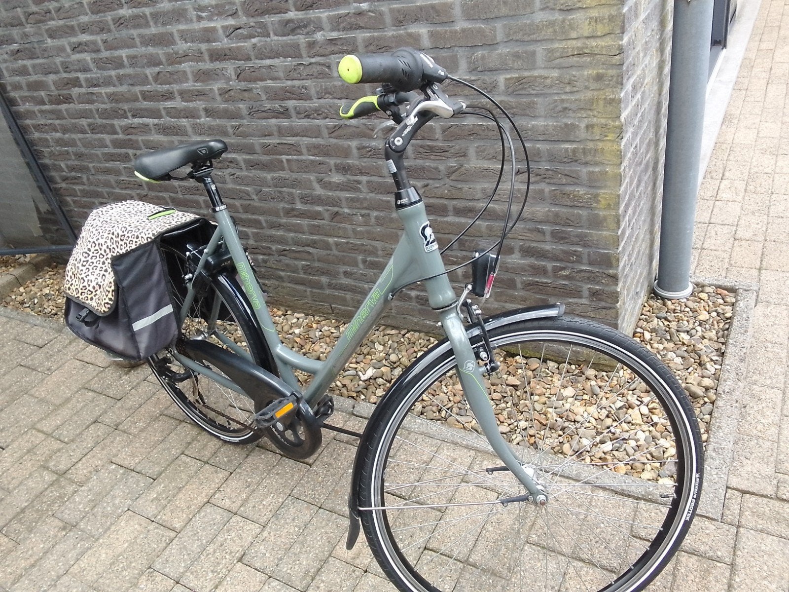 Z.G.A.N,Damesfiets Minerva Memphis maat 57, Ophalen, Versnellingen
