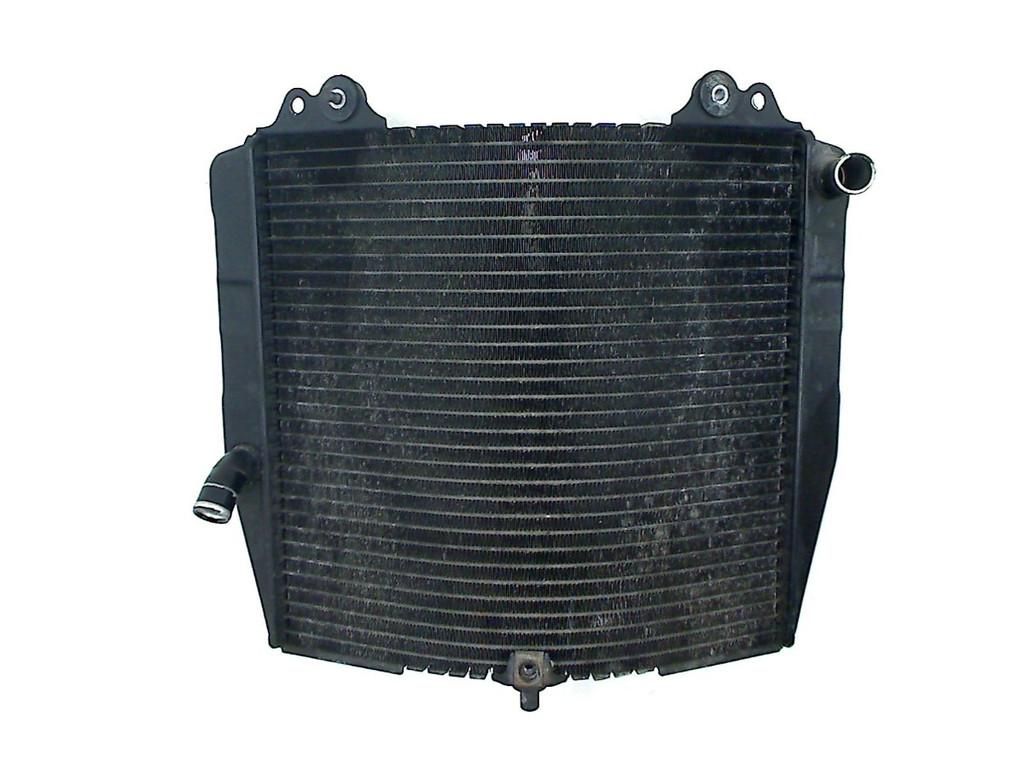 RADIATEUR EAU Suzuki GSX R 750 1992-1995 (GSXR 750 GR7B), Motos, Dhr. S. di Majo, Utilisé, Info@cama-motorparts.nl, P.J. Troelstraweg 8 8
3144 CX  MAASSLUIS, NL