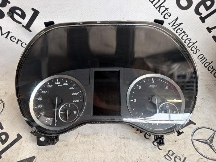 Compteur kilométrique KM d'un Mercedes Vito, Autos : Pièces & Accessoires, 3 mois de garantie, Utilisé, -, -