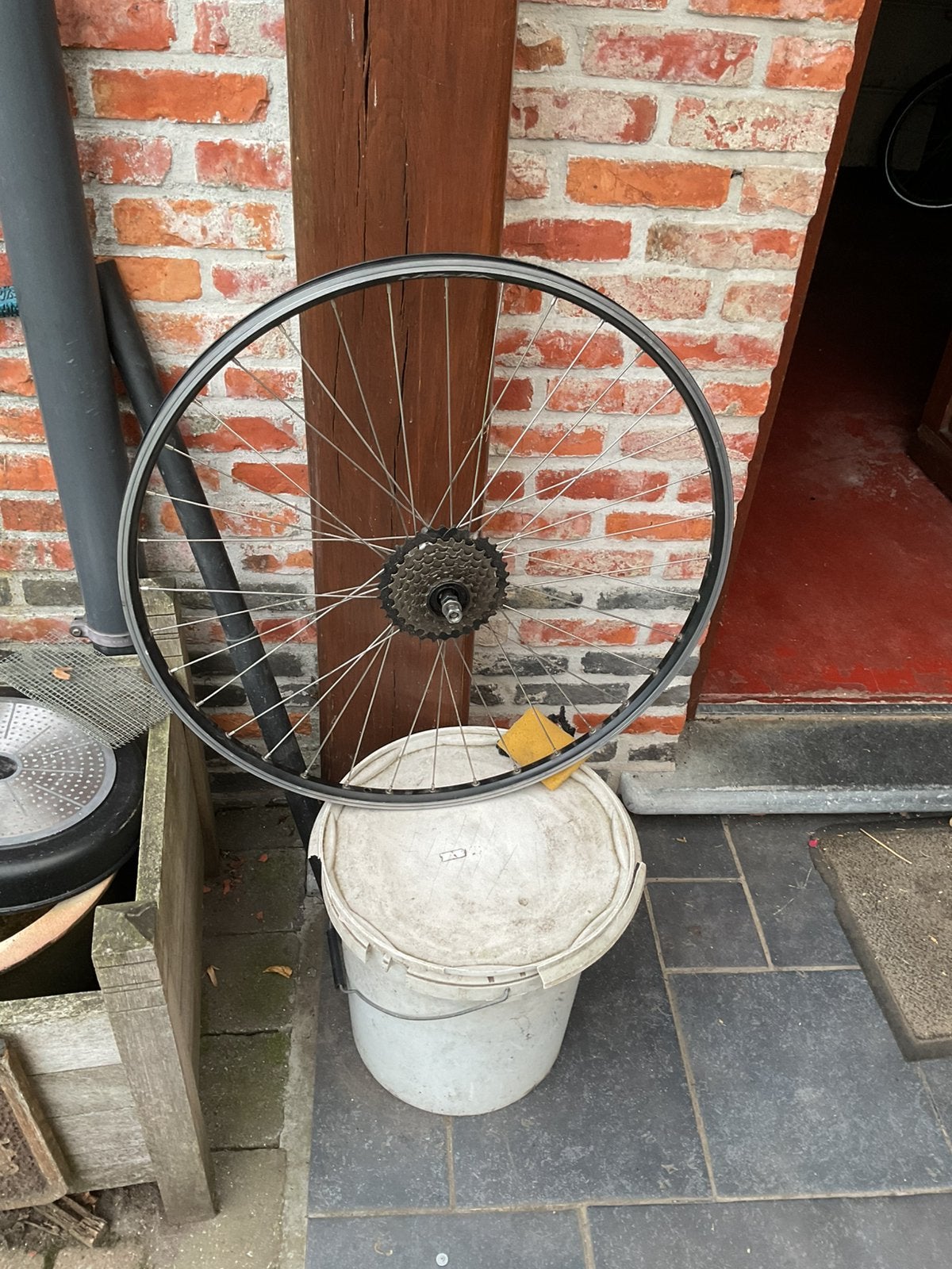 Fietswiel, Fietsen en Brommers, Ophalen, Zo goed als nieuw