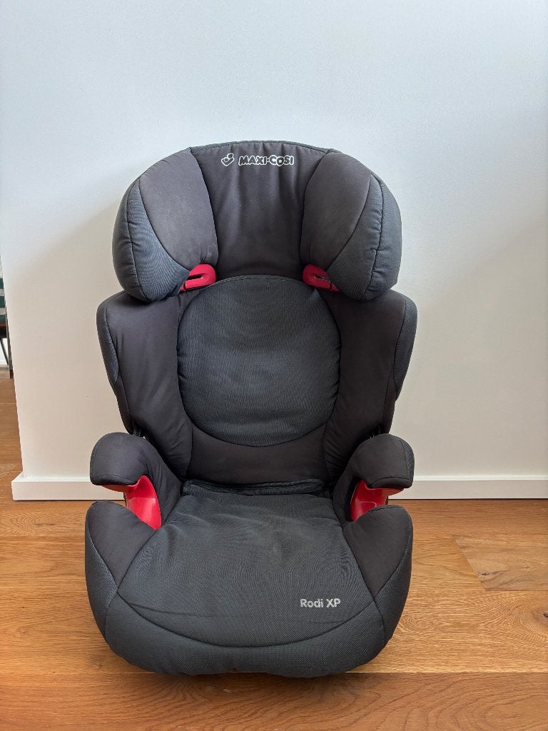 Autostoel maxi cosii Rodi XP, Ceinture de sécurité, Dossier amovible, 15 à 36 kg, Enlèvement