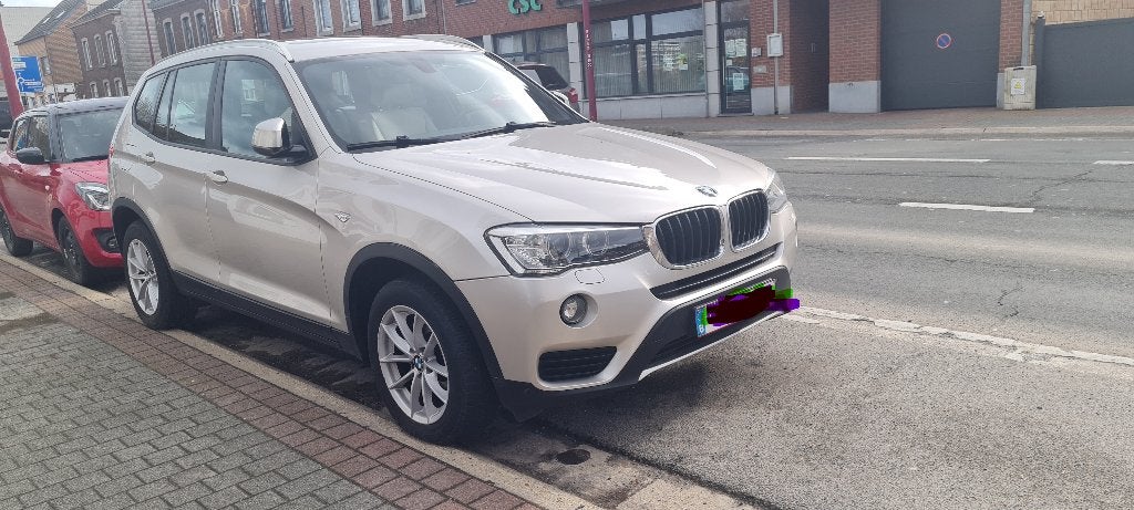 BMW X3 X3 2.0 dA sDrive18, Cuir, Achat, Carnet d'entretien, Beige