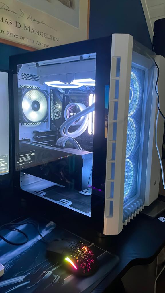Krachtige gaming pc setup, Ophalen, Zo goed als nieuw, Gaming
