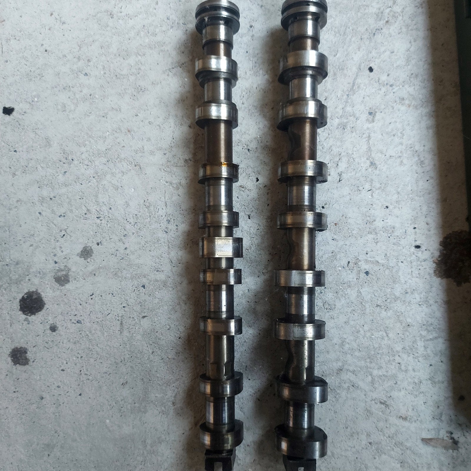 Arbres à cames moteur bmw n43, Enlèvement