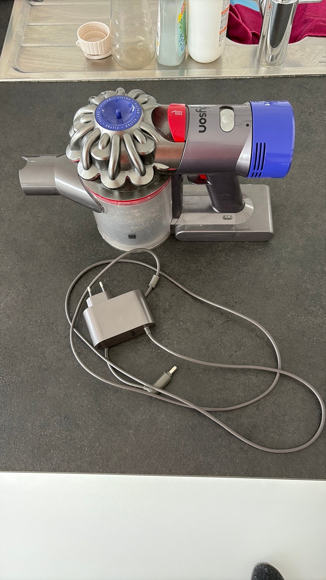 Pièces pour chargeur Dyson V8 VR, Electroménager, Enlèvement ou Envoi, Ne fonctionne pas, Dyson