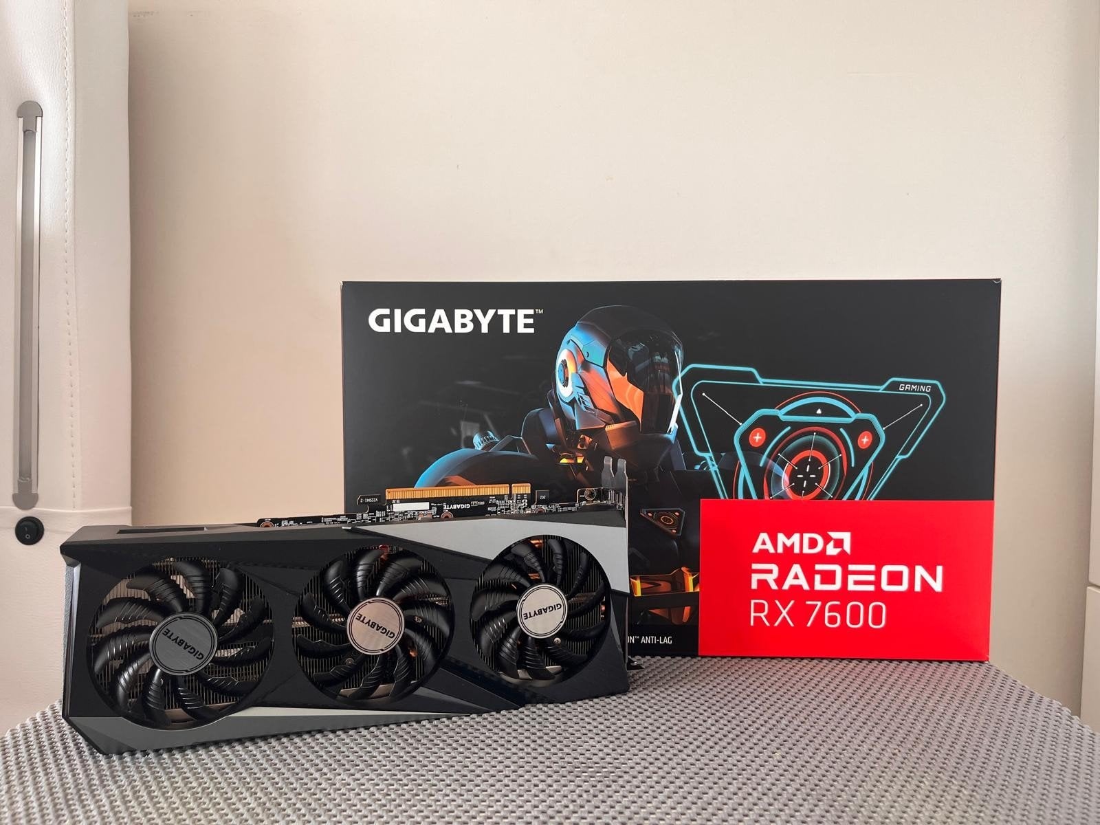 Rx 7600 OC gigabyte, Informatique & Logiciels, Cartes vidéo, Enlèvement