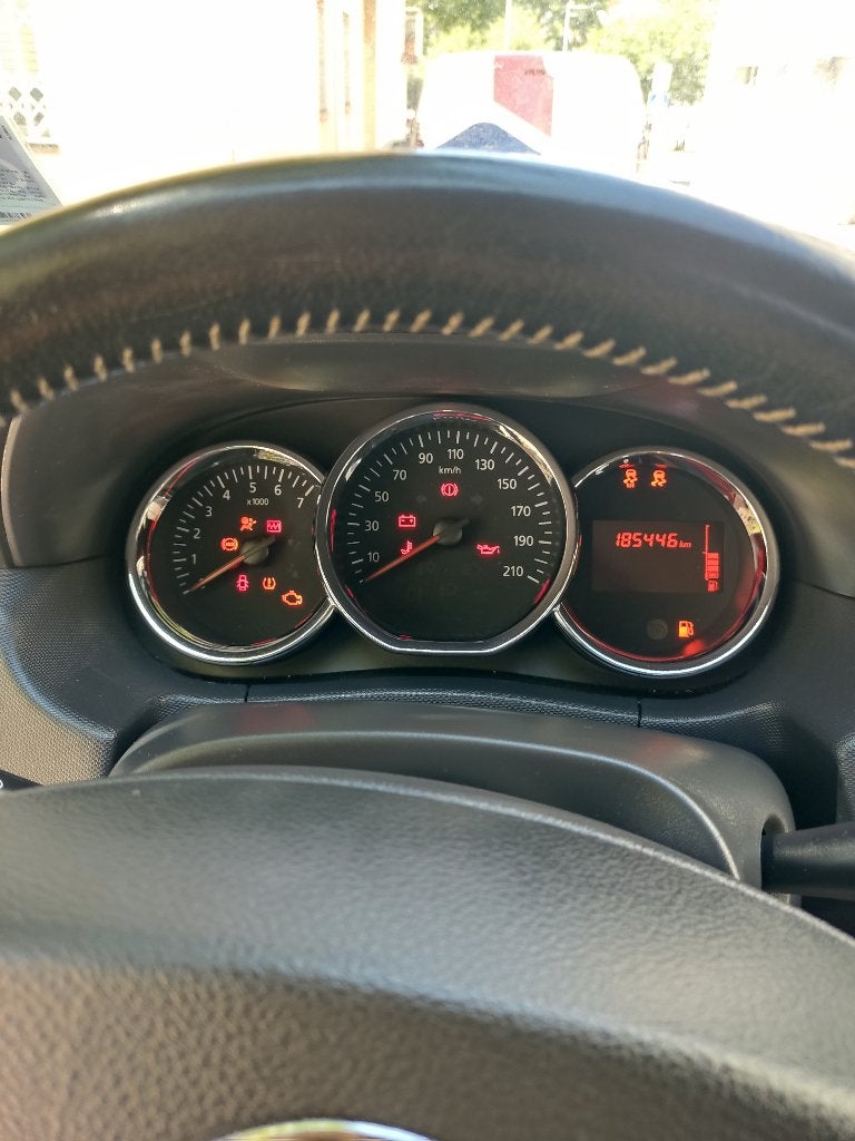 Dacia Duster, Achterwielaandrijving, Duster, Zwart, Leder