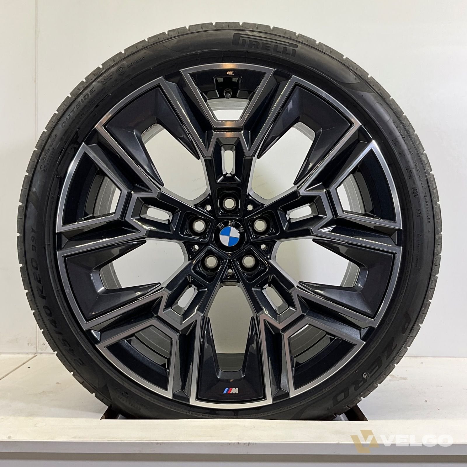 BMW 5 SERIE G60 G61 VELGEN + ZOMERBANDEN 20 INCH ORIG. 939M, -, -, Banden en Velgen, Ophalen of Verzenden