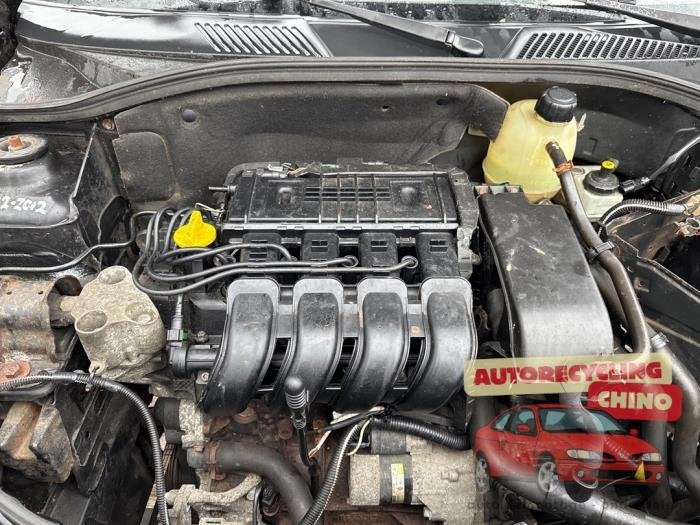 Motor van een Renault Clio, Gebruikt, -, Renault, -