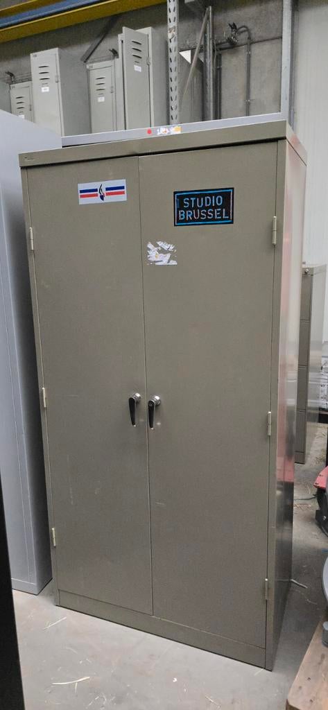 Lockerkast locker metaal met vakken schoenen, wijn, boeken, Huis en Inrichting, Ophalen