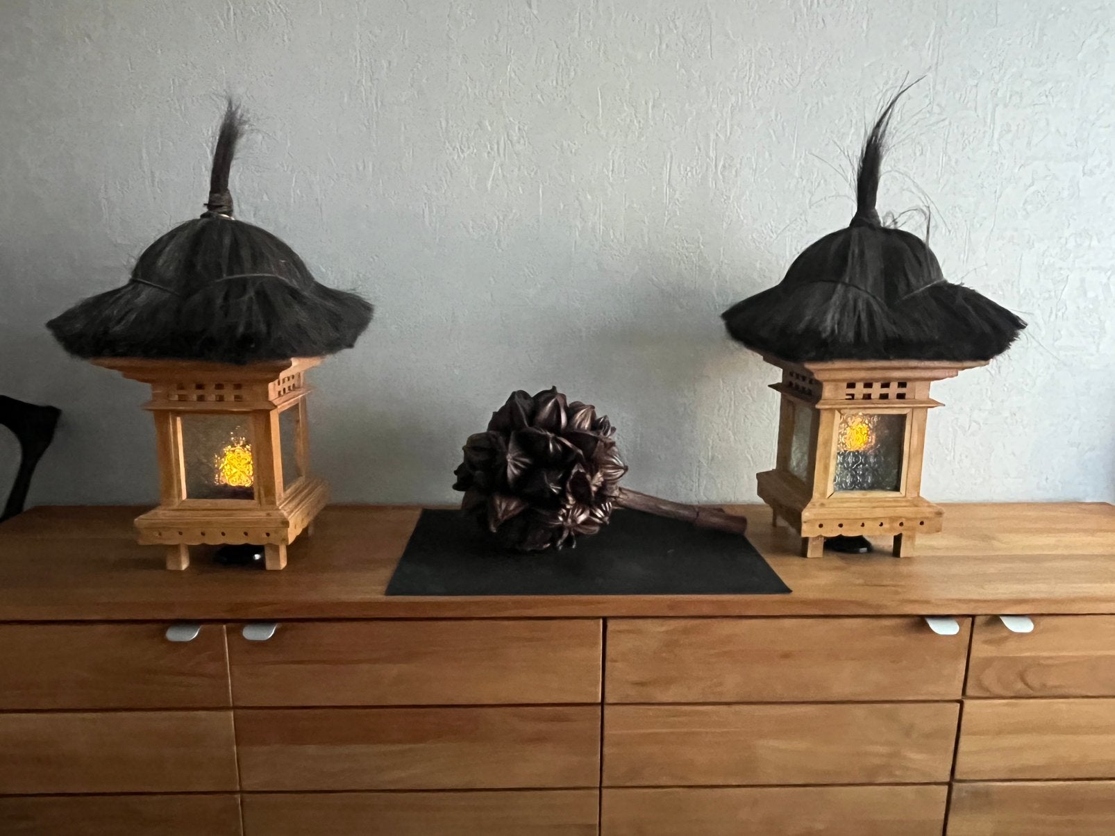 Set van 2 Balinese Tuinlampen, Ophalen